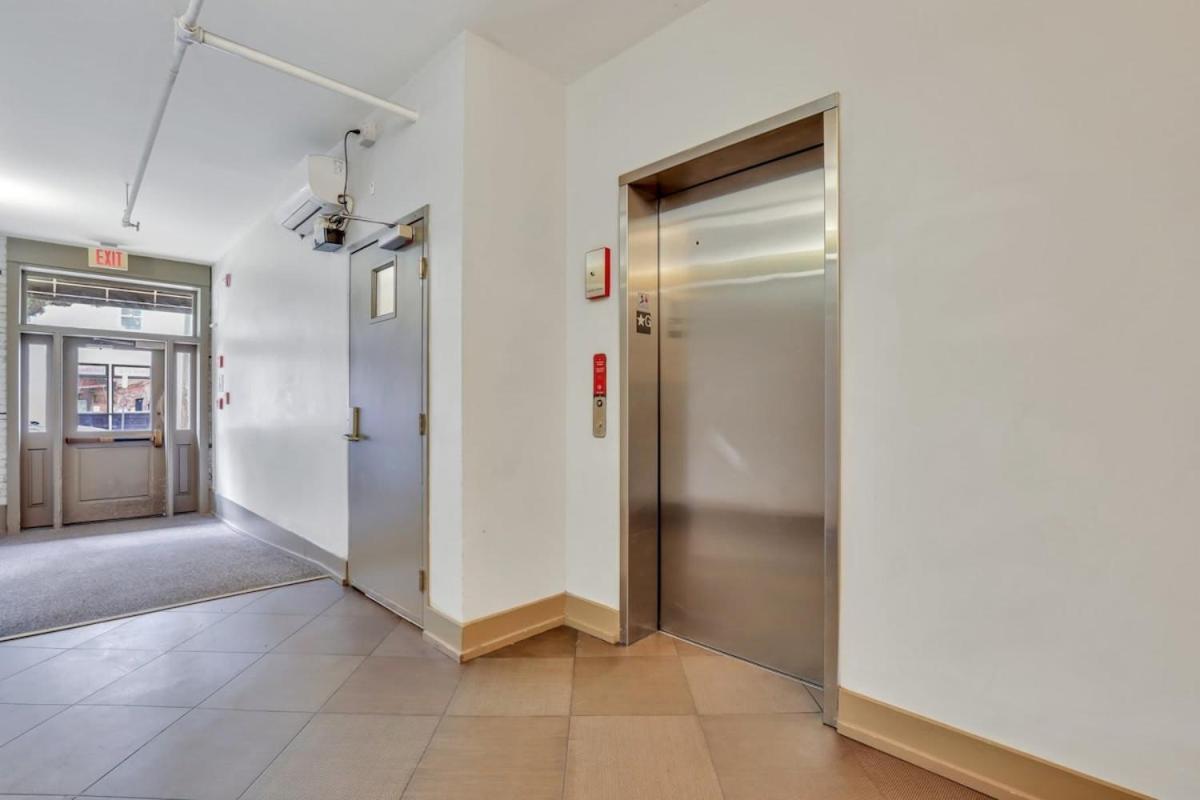 Knockout Loft- Near Plant Riverside Савана Екстериор снимка