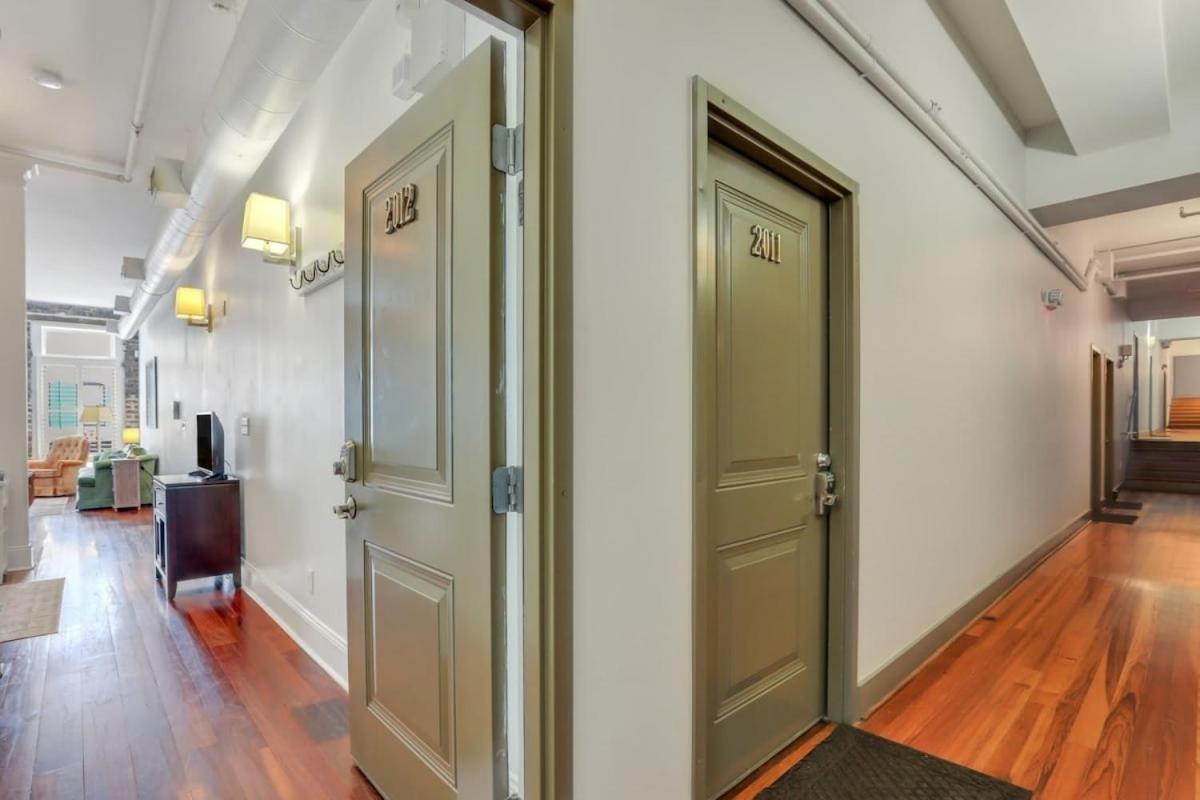 Knockout Loft- Near Plant Riverside Савана Екстериор снимка